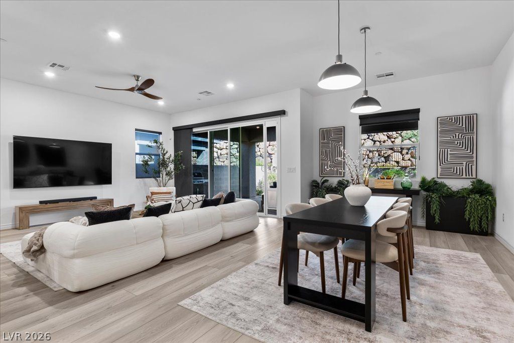 20 Charlotte Ridge Place — photo 5