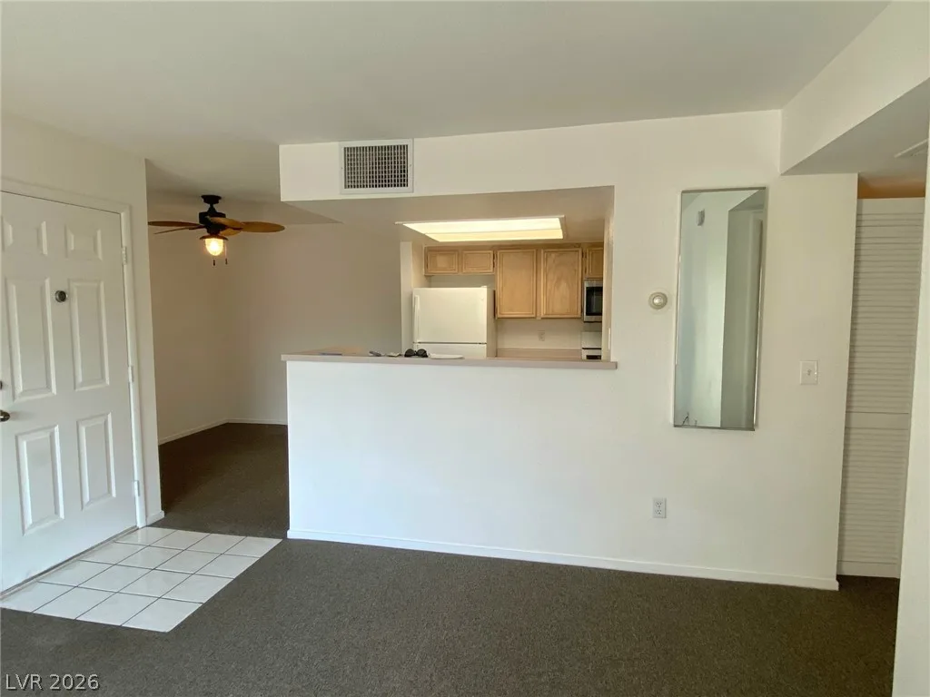 8070 West RUSSELL Road 2105 — photo 2