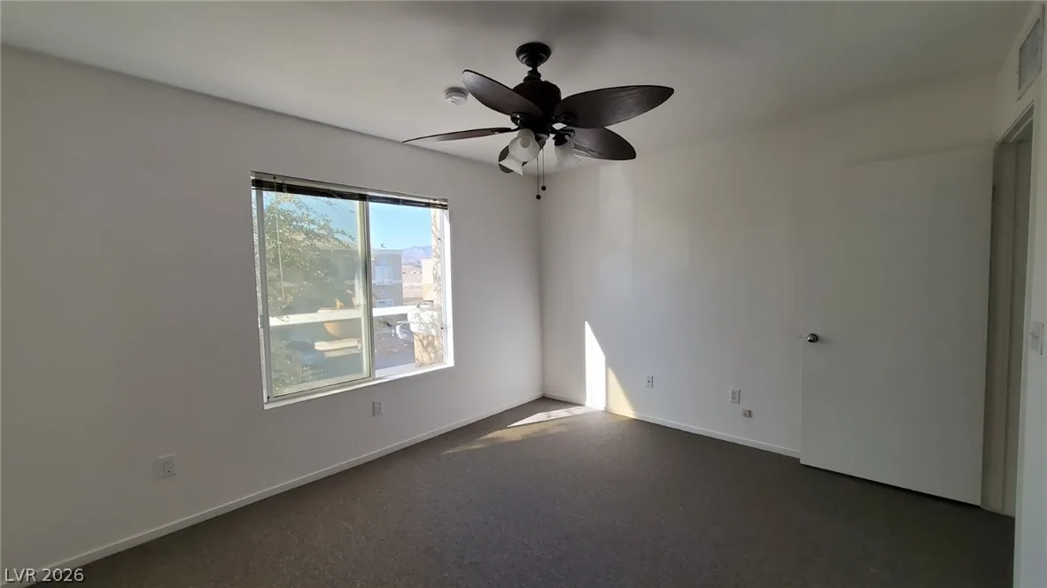 8070 West RUSSELL Road 2105 — photo 4