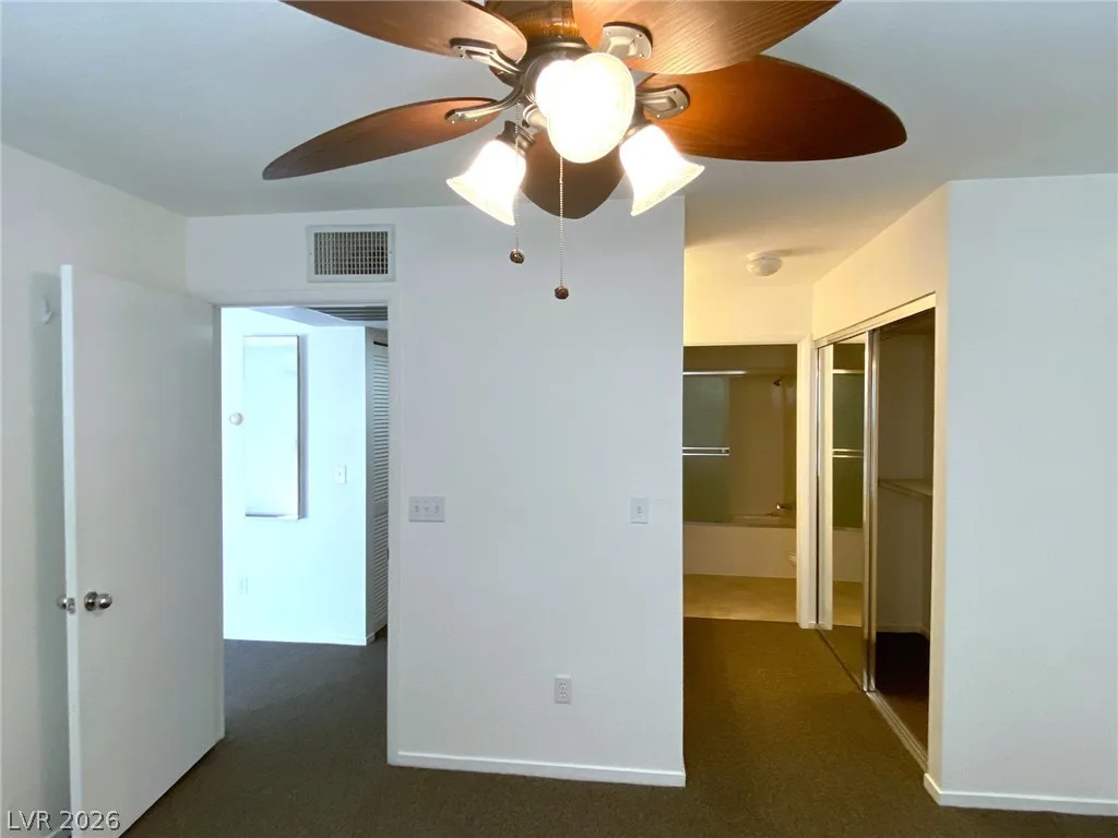 8070 West RUSSELL Road 2105 — photo 5