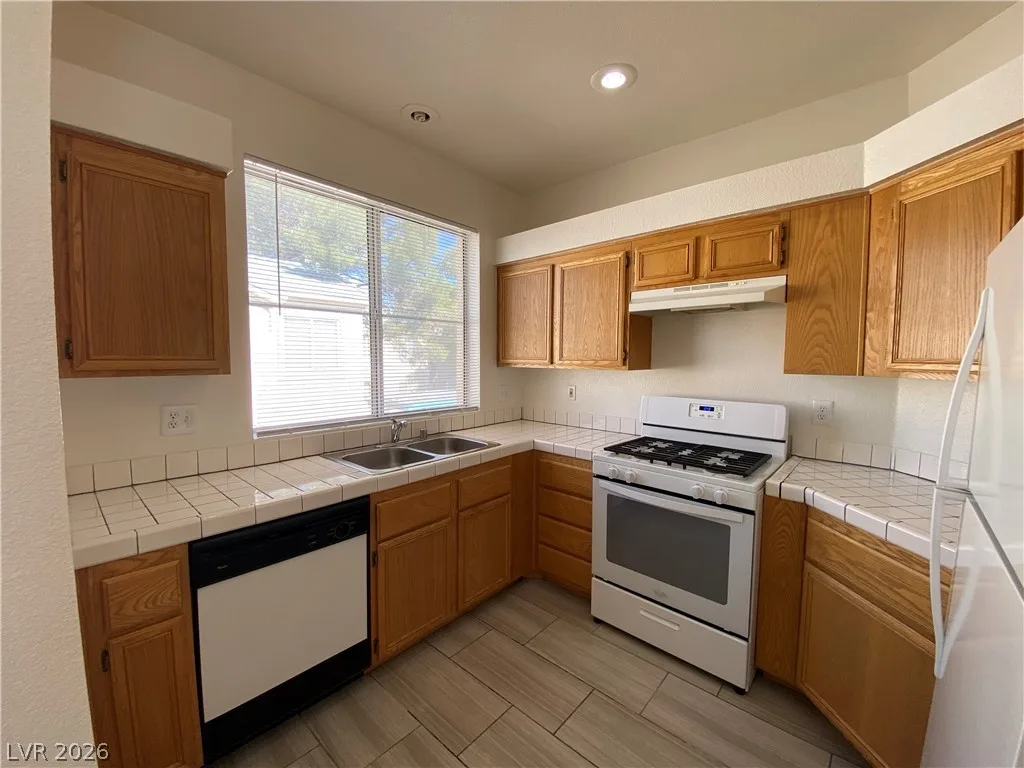 5155 West TROPICANA Avenue 2062 — photo 5 of 12