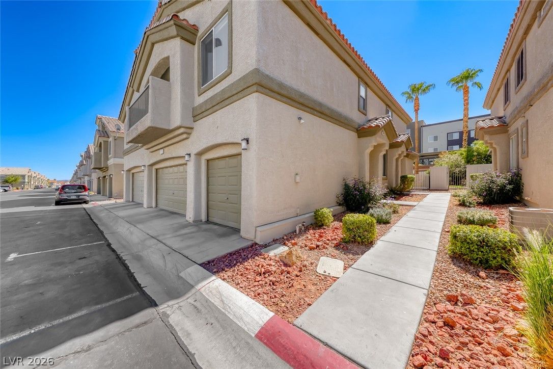6255 Dan Blocker Avenue 101 — photo 3
