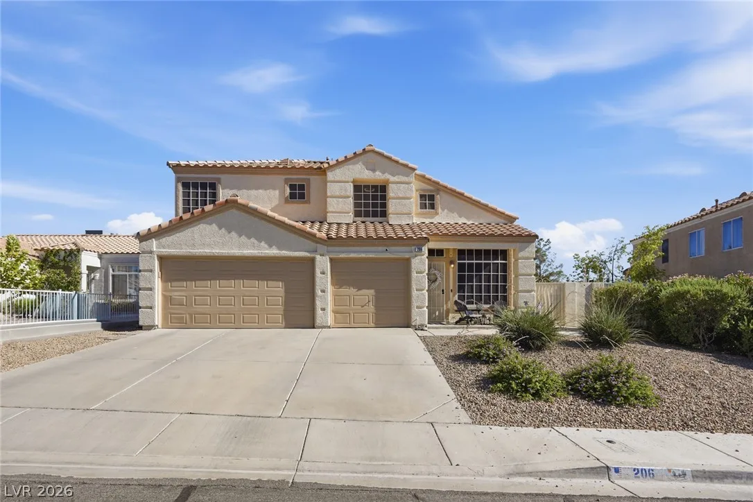 206 Oleander Place — photo 2