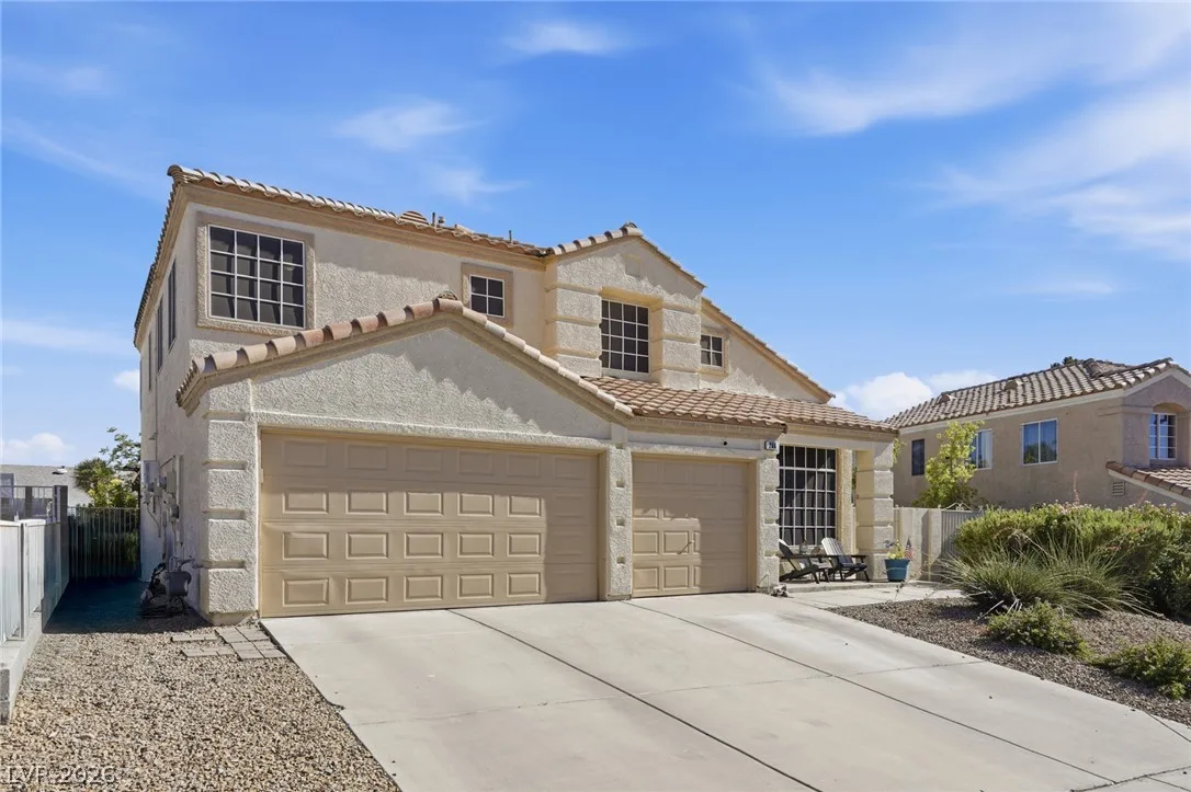 206 Oleander Place — photo 3