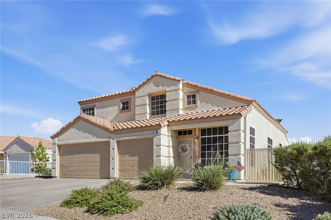 206 Oleander Place — photo 4