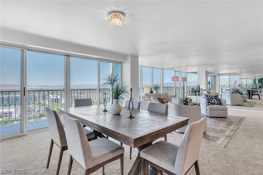 3111 Bel Air Drive 18B — photo 3