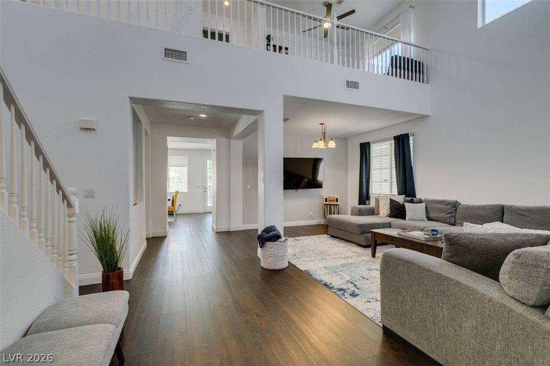 7572 Catalina Harbor Street — photo 4