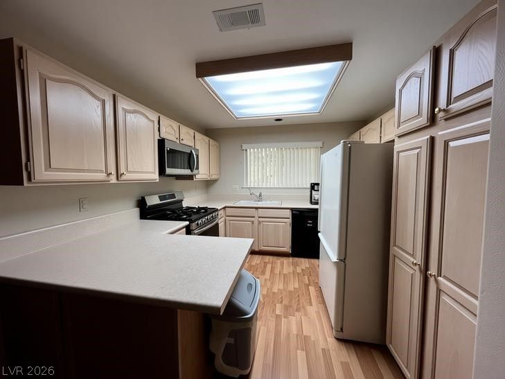 2851 South Valley View Boulevard 1198 — photo 5 of 39