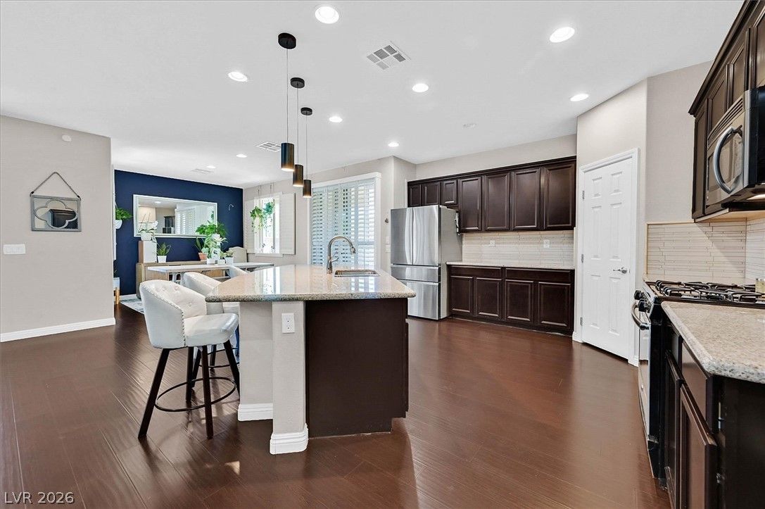 10095 Mallee Point Street — photo 3