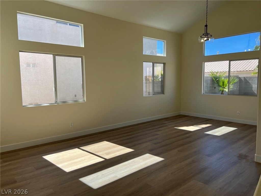 2050 Paterno Avenue — photo 3