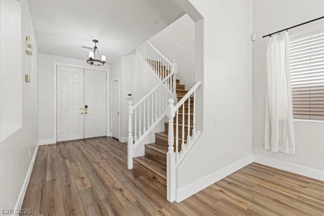 4905 Pounding Surf Avenue — photo 4