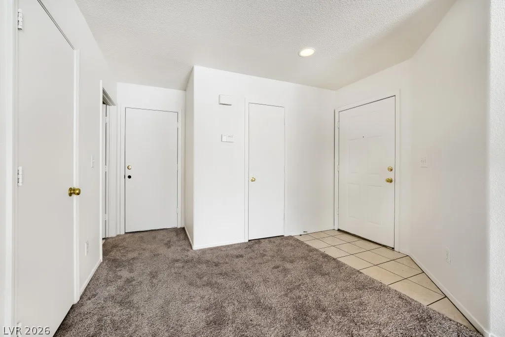 1729 April Shower Place — photo 4