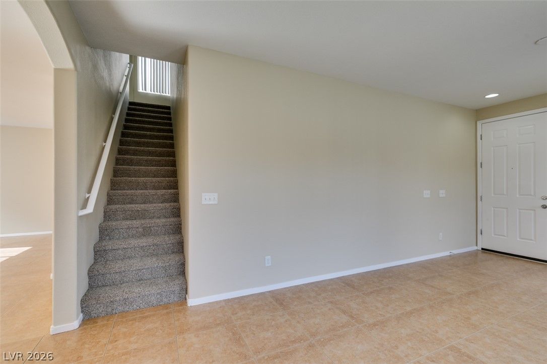 8034 Sailors Delight Court — photo 4 of 21