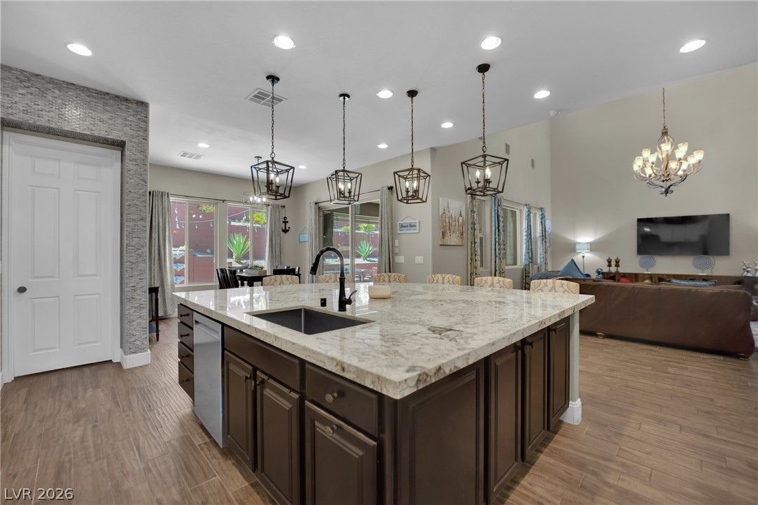 5523 Kyle Peak Court — photo 5