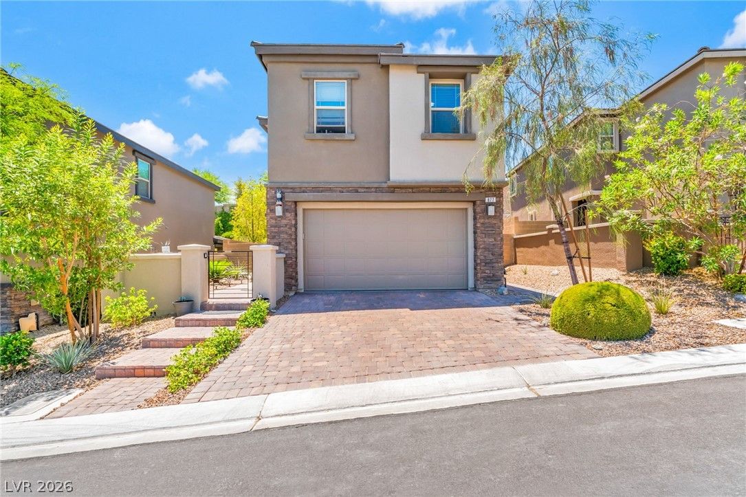877 Ariel Heights Avenue — photo 1
