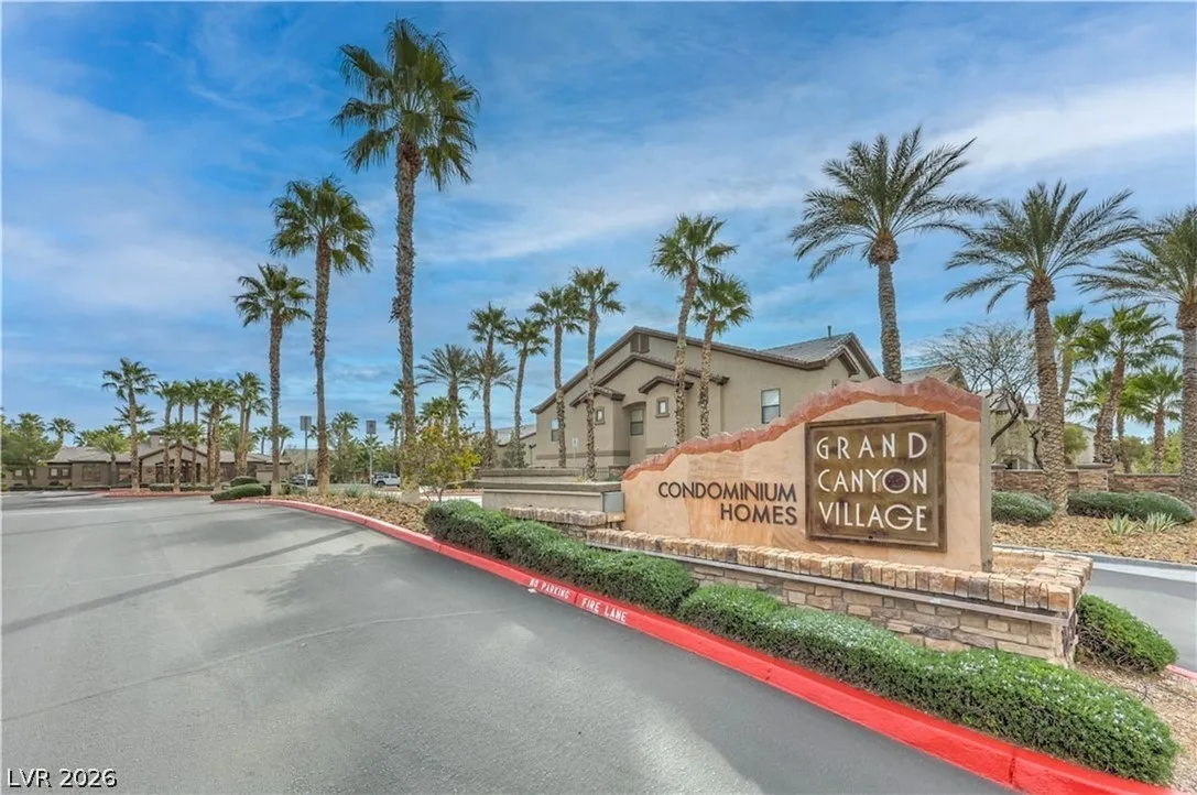 8250 North Grand Canyon Drive 2106 — photo 1