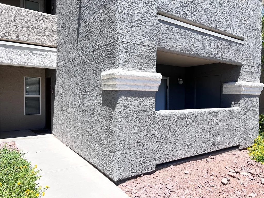 5055 West Hacienda Avenue 1200 — photo 3