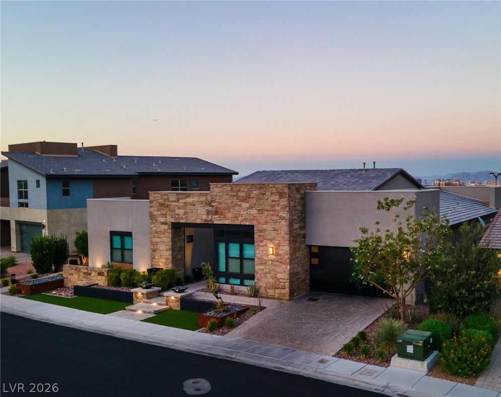 6820 Equinox Cliff Street — photo 2 of 3