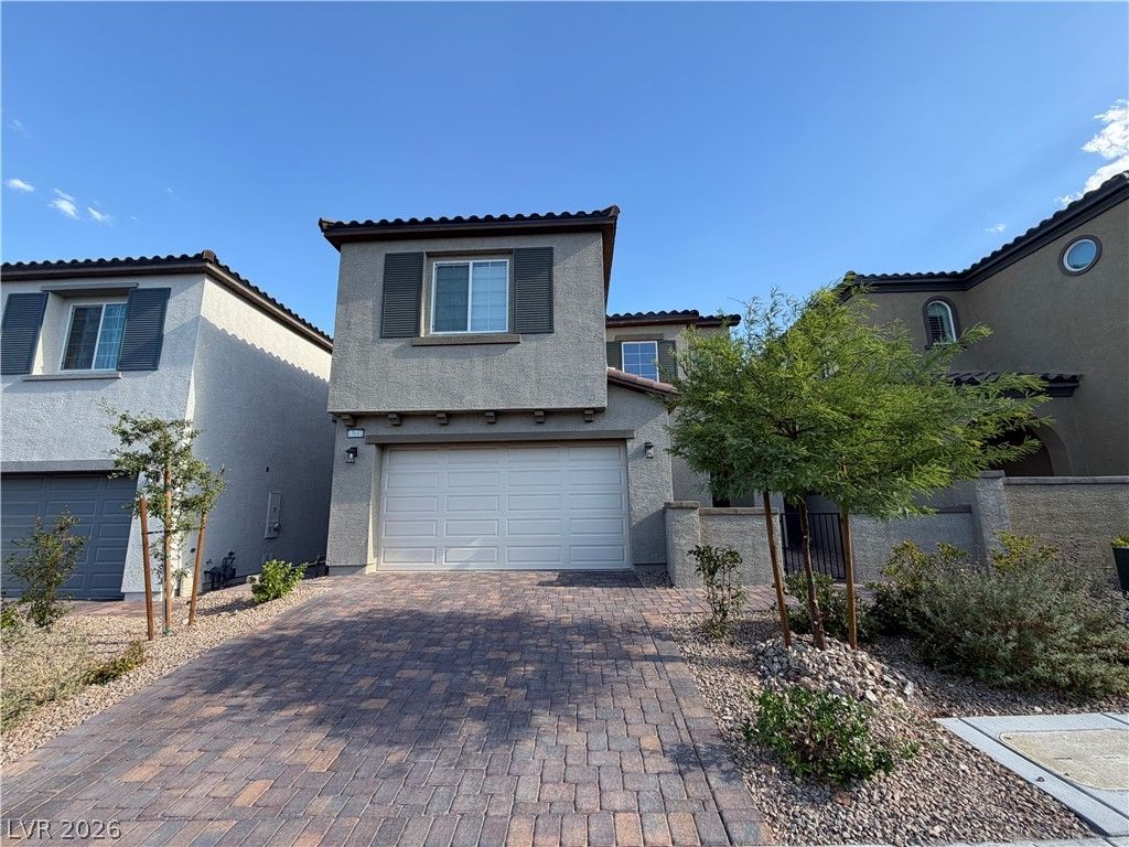 10661 Valletta Avenue — photo 1