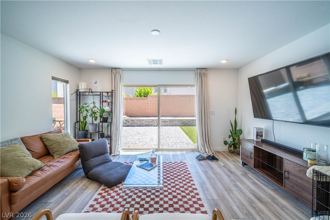 5867 Gossamer Stone Court — photo 4 of 22