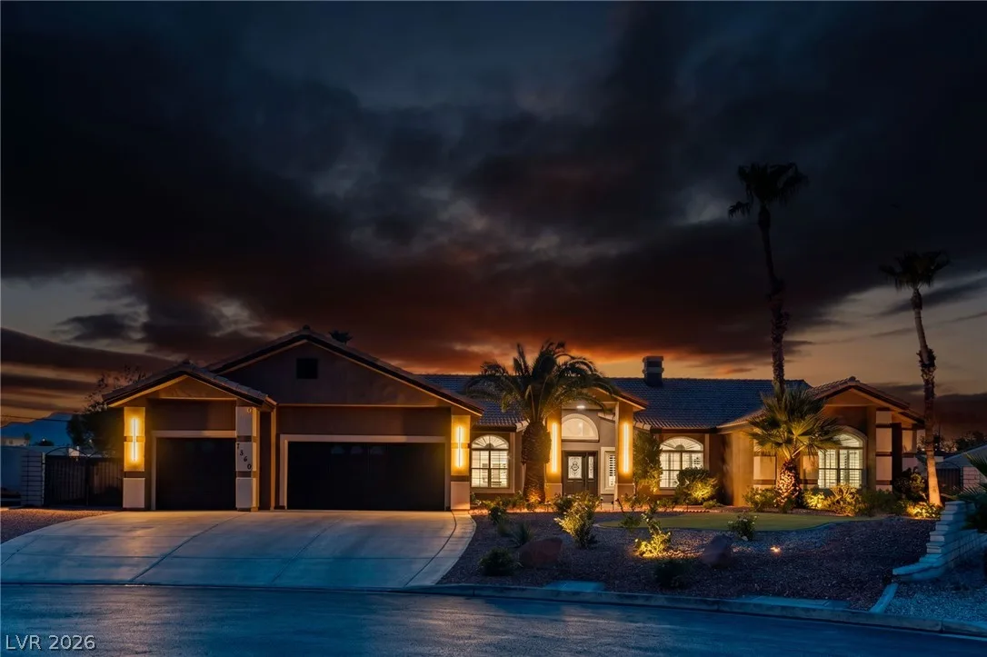 7540 Crystal Cave Drive — photo 3