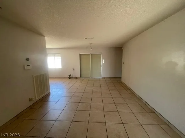 7016 Hurricane Way A — photo 2