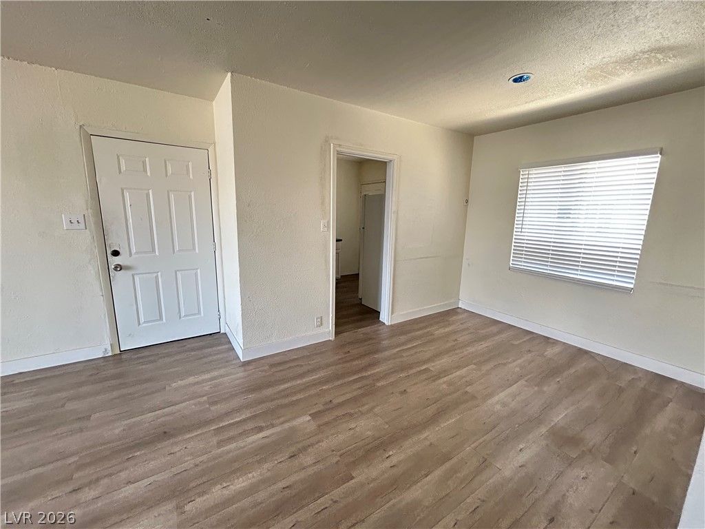 1711 Santa Paula Drive — photo 5
