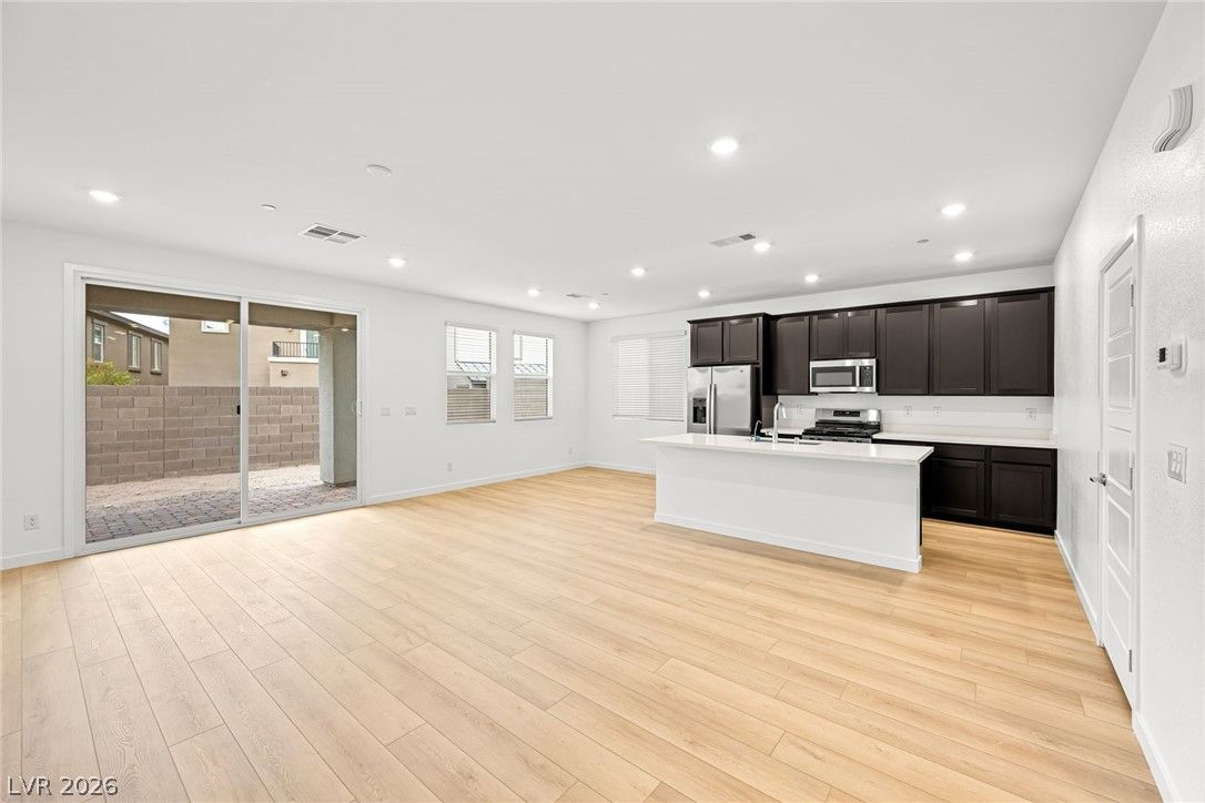 1731 Strada Nathan — photo 3 of 27
