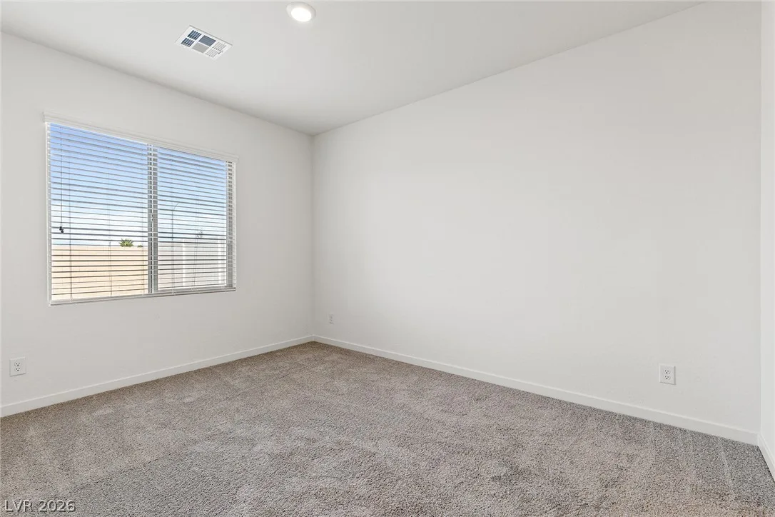 2754 Avril Point Street — photo 4