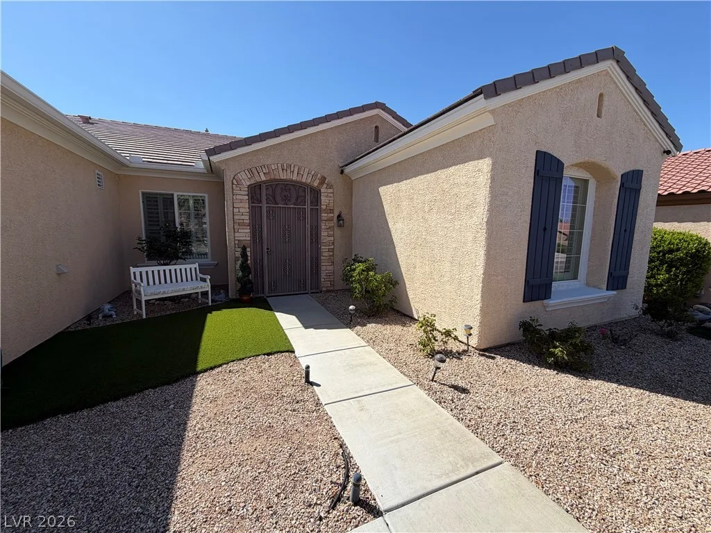 2127 Clearwater Lake Drive — photo 4