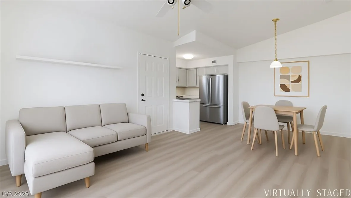 7701 Himalayas Avenue 204 — photo 3