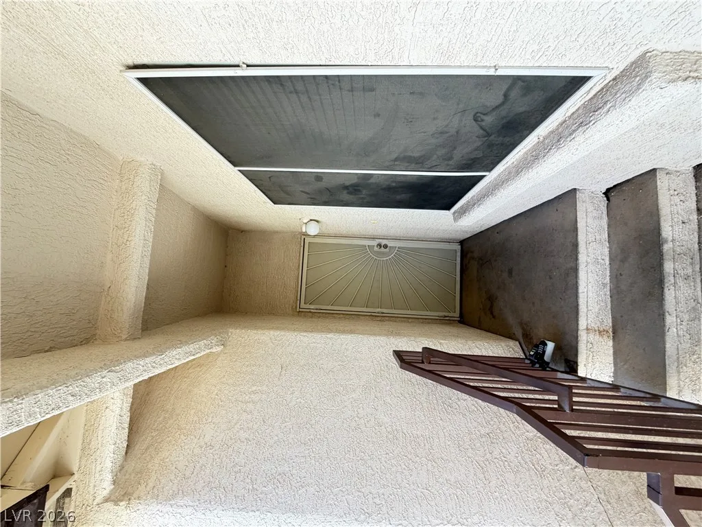 7241 Indian Creek Lane 201 — photo 2