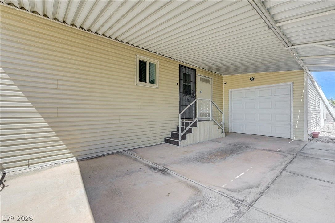 3652 Katmai Drive — photo 4
