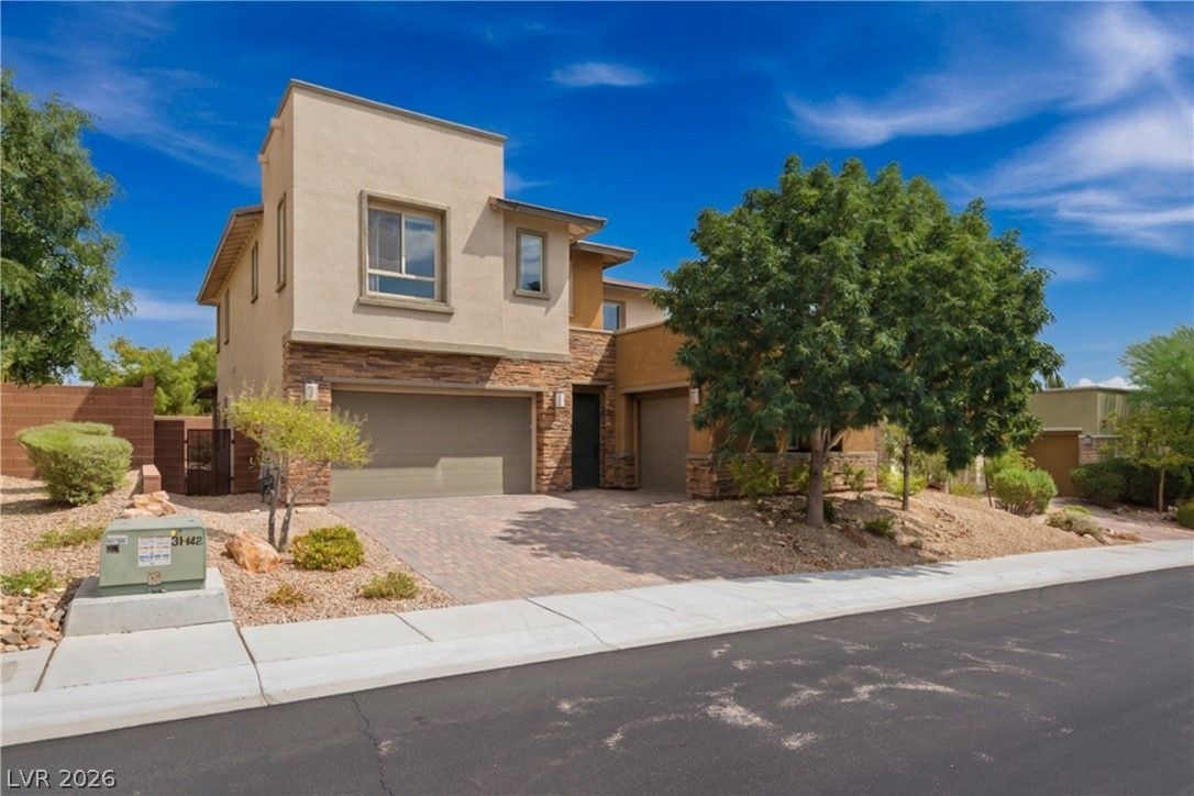 10314 Apache Blue Avenue — photo 2