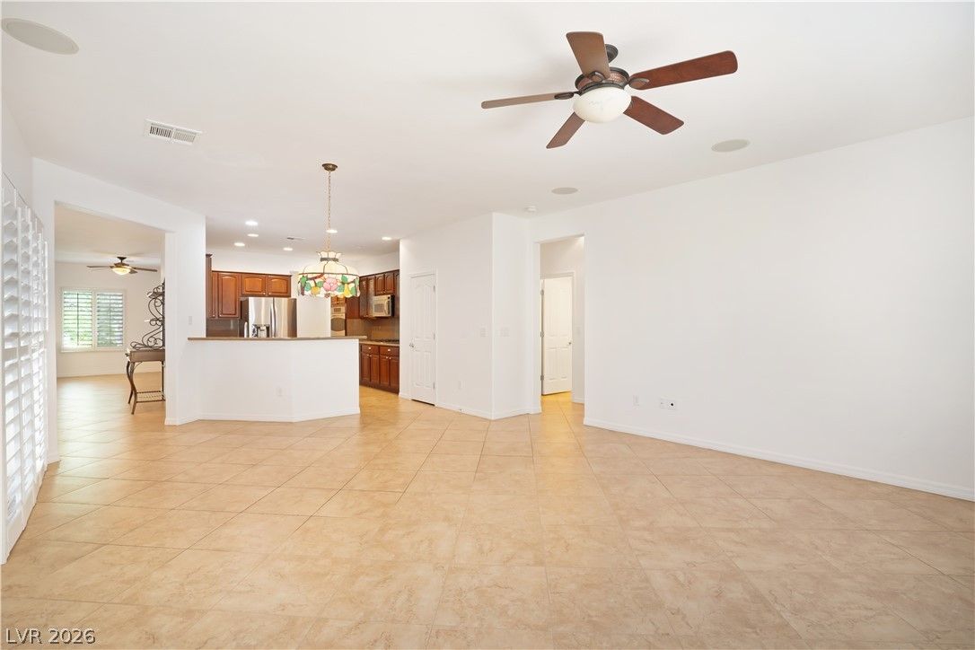 2353 Orangeburg Place — photo 4 of 33