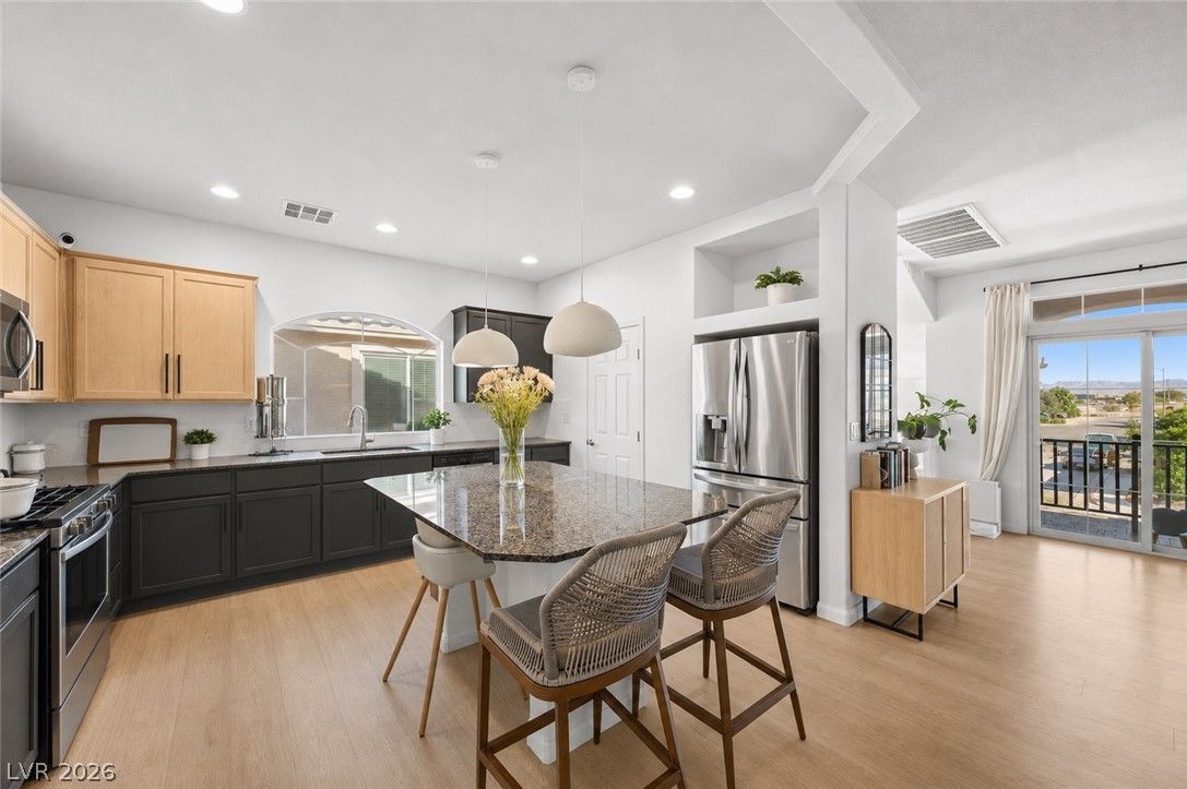 5752 Rolling Dale Avenue — photo 3