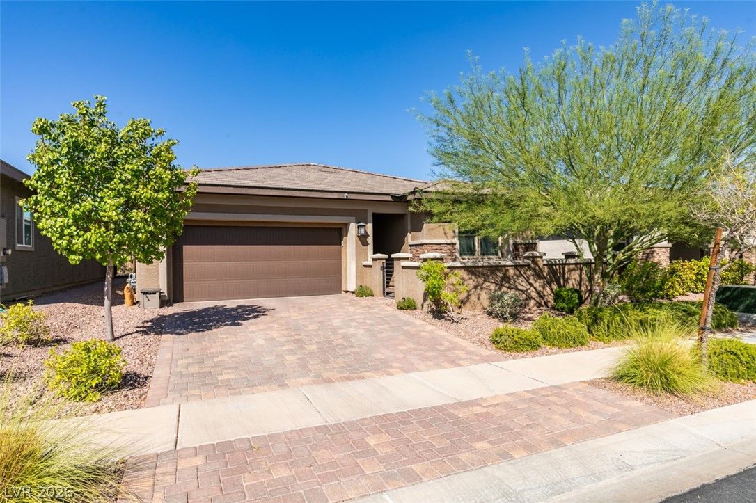 751 Drammatico Place — photo 2