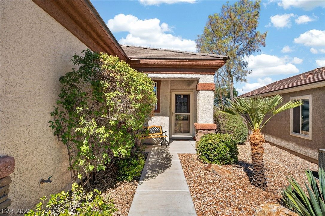 2521 Nashira Street — photo 2