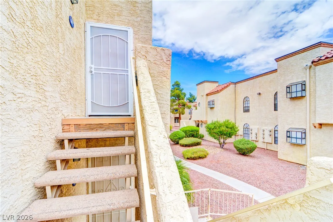 2980 Juniper Hills Boulevard 201 — photo 2