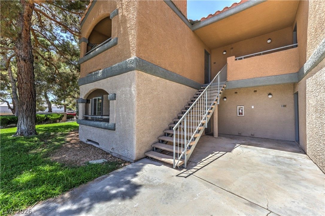 221 Mission Catalina Lane 101 — photo 3