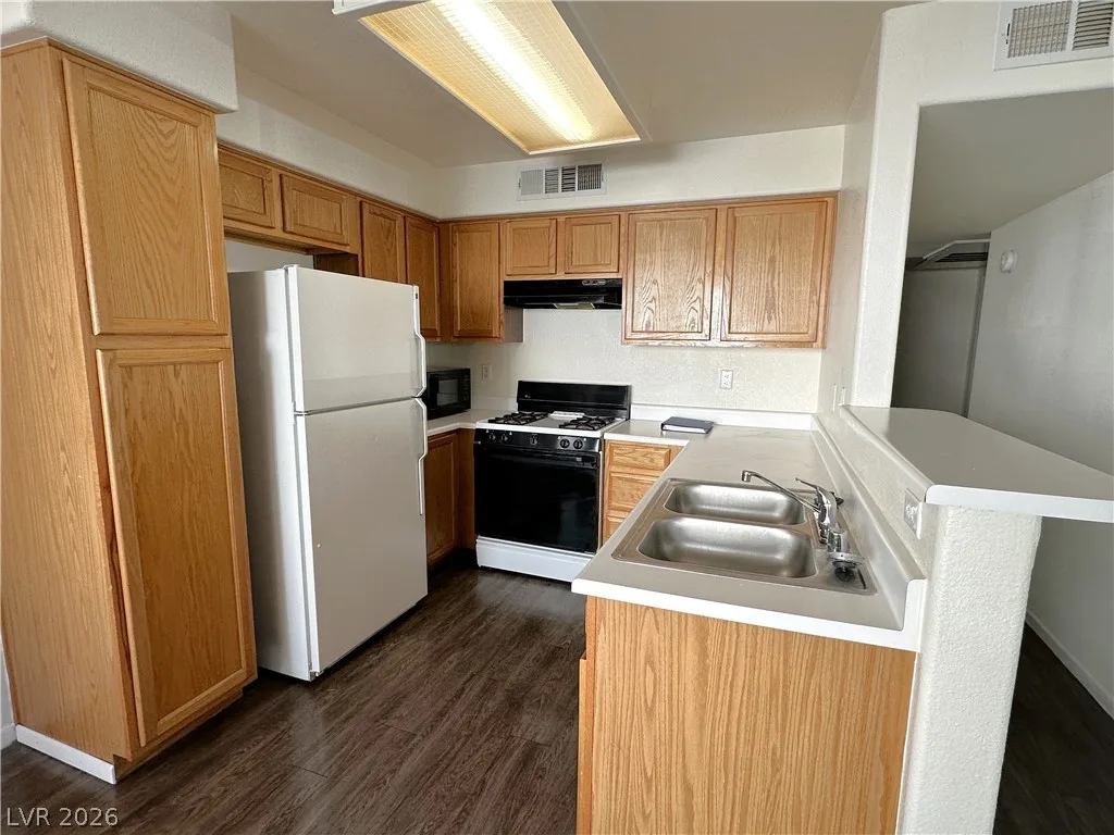 3067 Key Largo Drive 102 — photo 5