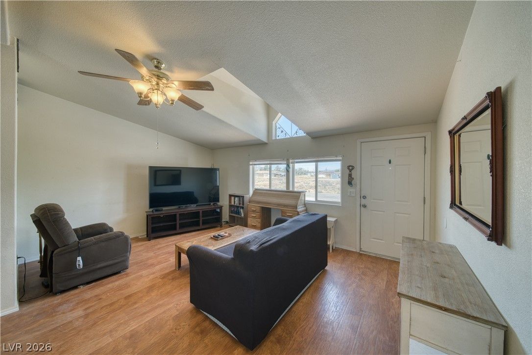 2931 Rio Rancho Drive 4 — photo 5