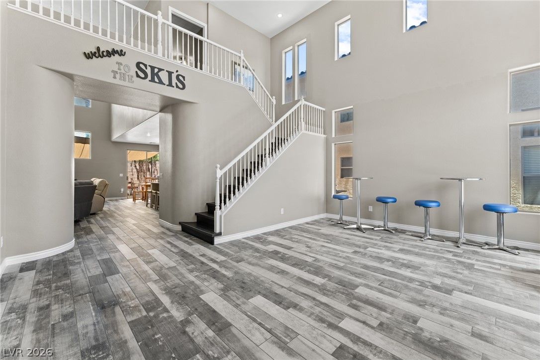 5642 Almocita Court — photo 3