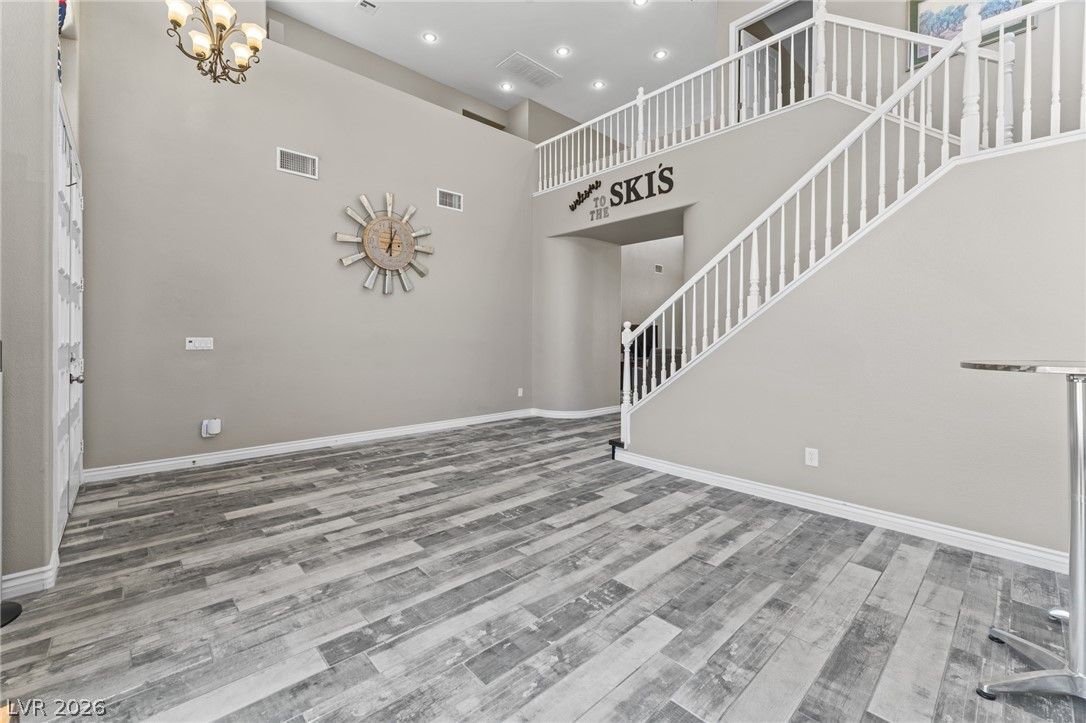 5642 Almocita Court — photo 4