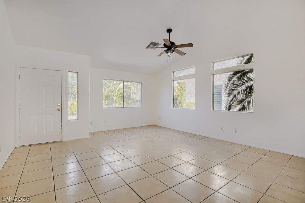 4714 Carmar Drive — photo 3