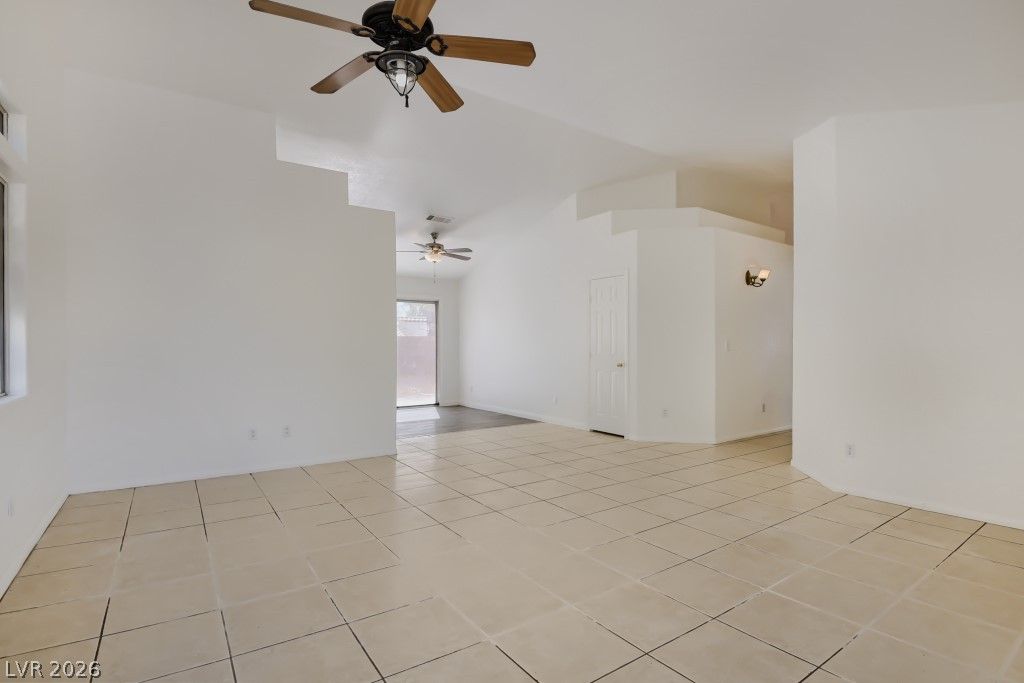 4714 Carmar Drive — photo 5