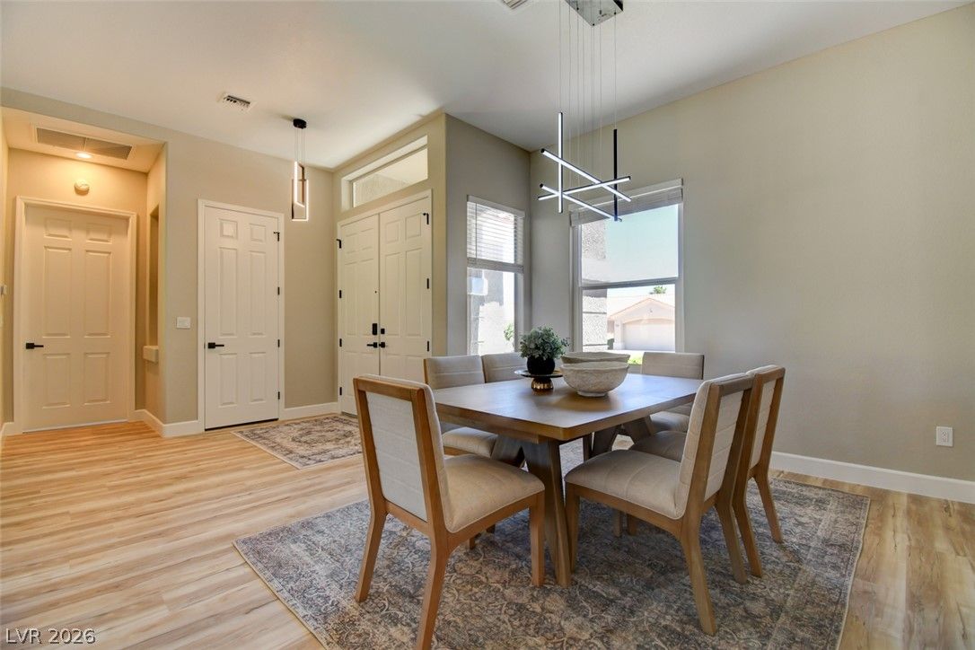 3001 Swan Hill Drive — photo 4 of 41