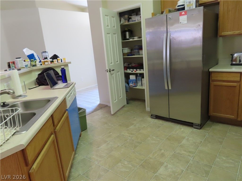 3205 Wexford Hill Court — photo 4 of 31