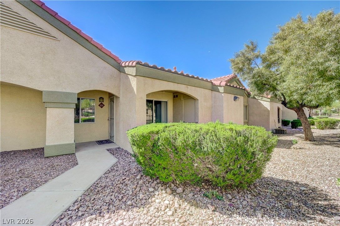 7885 West Flamingo Road 1050 — photo 2