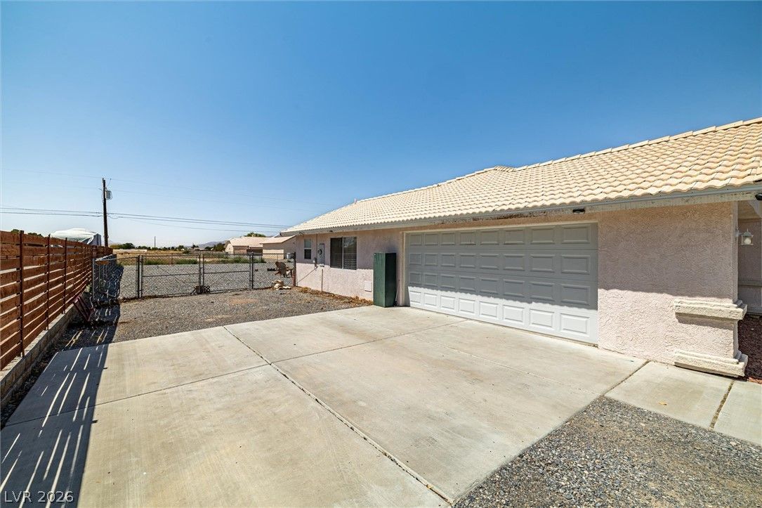 1671 Blackhorn Street — photo 4